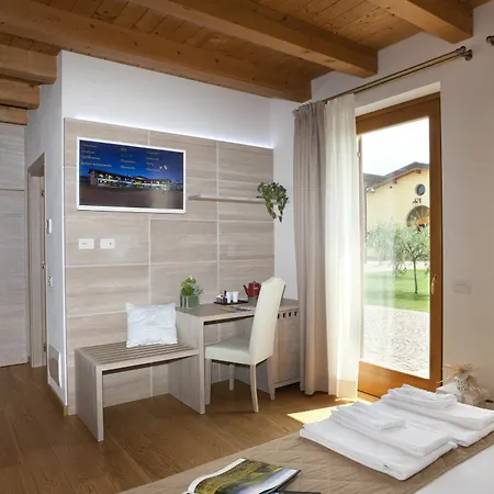 Corte San Felice Alloggio per agriturismo