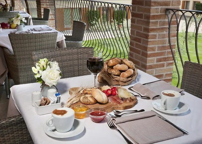 Alloggio per agriturismo Corte San Felice *