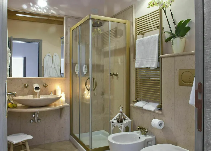 Corte San Felice Alloggio per agriturismo *