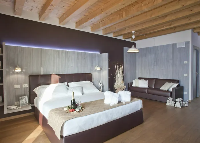 Alloggio per agriturismo Corte San Felice *