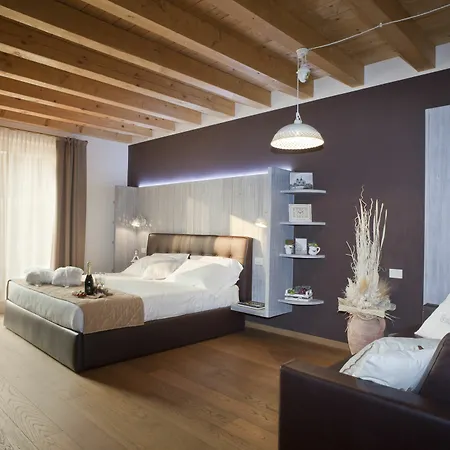 Corte San Felice Κατάλυμα σε φάρμα