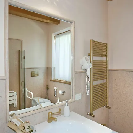 Κατάλυμα σε φάρμα Corte San Felice